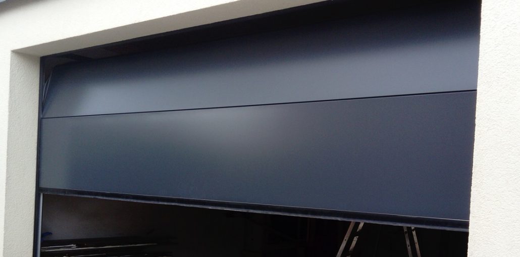 Garagentor Sektionaltor ISO 40 Anthrazitgrau oder Weiß mit L Sicke